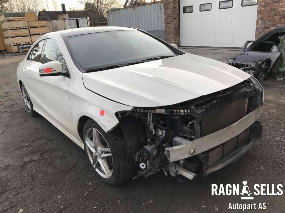 Mercedes CLA 2013-2019 (C117) (C117), Motorkode: 270910, Girkassekode: 711643