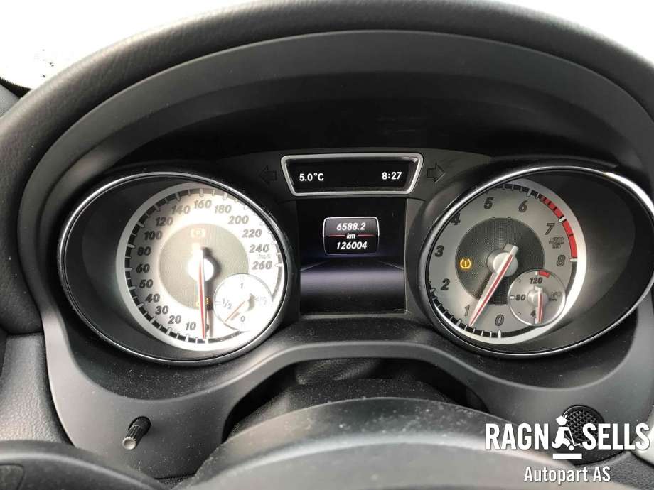 Mercedes CLA 2013-2019 (C117) (C117), Motorkode: 270910, Girkassekode: 711643
