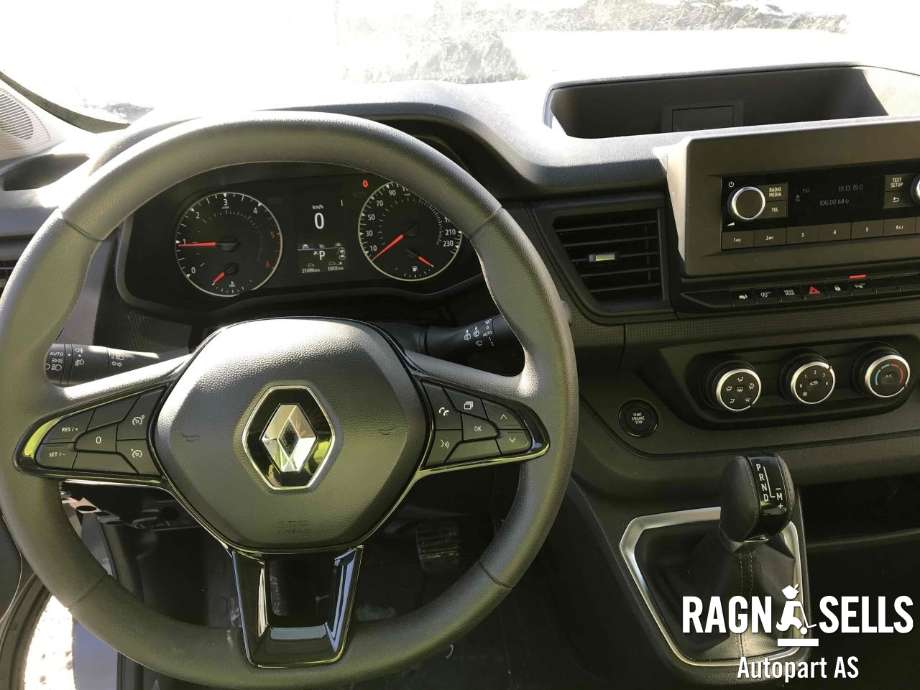 Renault Trafic 2014-->> , Motorkode: M9R Z7, Girkassekode: DW6(009)