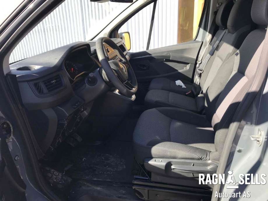 Renault Trafic 2014-->> , Motorkode: M9R Z7, Girkassekode: DW6(009)