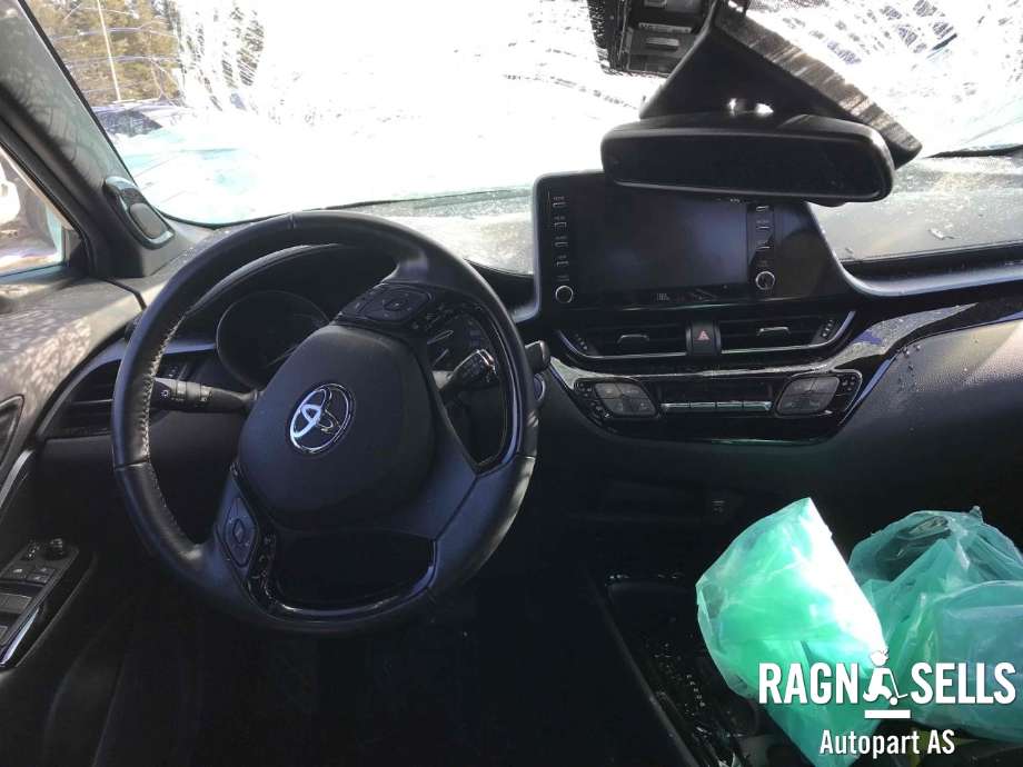 Toyota C-HR 2016-->> , Motorkode: 2ZR-FXE|1NM, Girkassekode: 