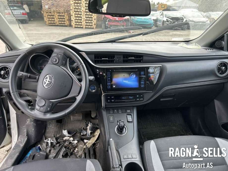 Toyota Auris 2015-2019 (Type II, Fase 2) , Motorkode: 2ZR-FXE, Girkassekode: 