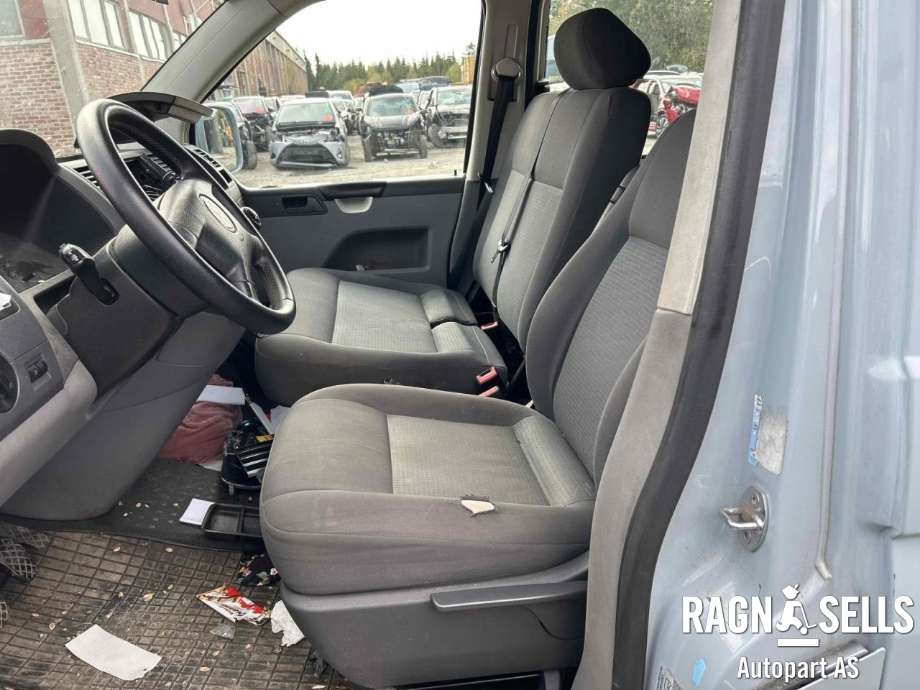 VW Transporter / Caravelle 2003-2009 (Fase 1) (T5) (T5), Motorkode: BRR, Girkassekode: JQR