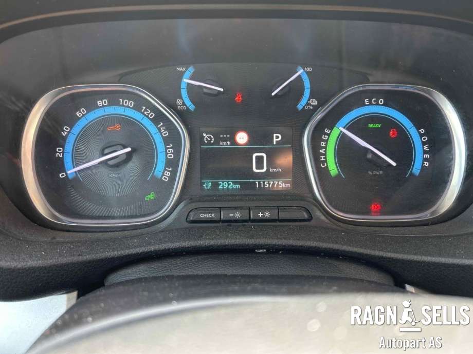 Peugeot Expert 2016-->> (Type III) , Motorkode: ZK01, Girkassekode: 