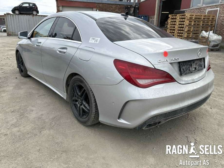 Mercedes CLA 2013-2019 (C117) (C117), Motorkode: 270910, Girkassekode: 724002