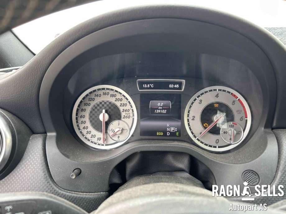 Mercedes A-Klasse 2012-2018 (W176) (W176), Motorkode: K9K, Girkassekode: 724020