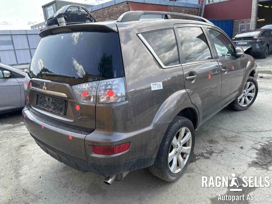 Mitsubishi Outlander 2010-2012 (Type II, Fase 2) , Motorkode: 4B11, Girkassekode: 2700A262