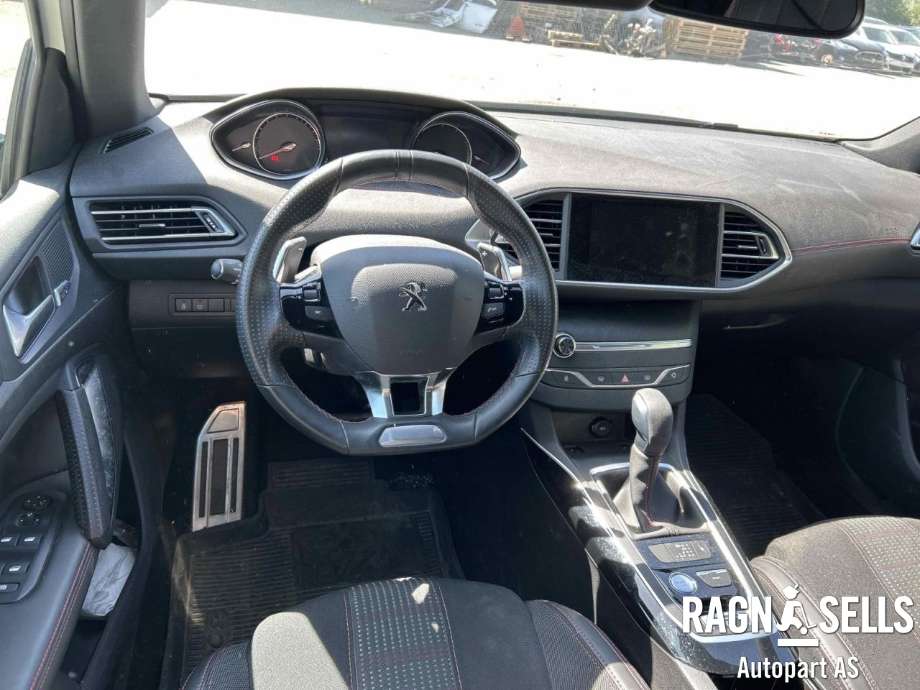 Peugeot 308 2013-2021 (Type II) , Motorkode: HN02, Girkassekode: CP 15X61