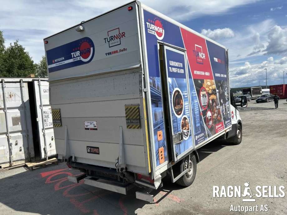 Iveco Daily 2014-->> (Type VI) , Motorkode: 5802474923, Girkassekode: 5801753748