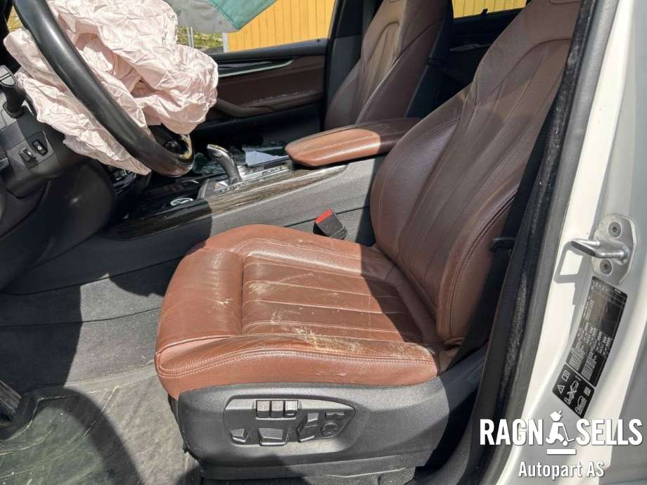 BMW X5 2013-2018 (F15) (F15), Motorkode: N57D30A, Girkassekode: GA8HP-70Z