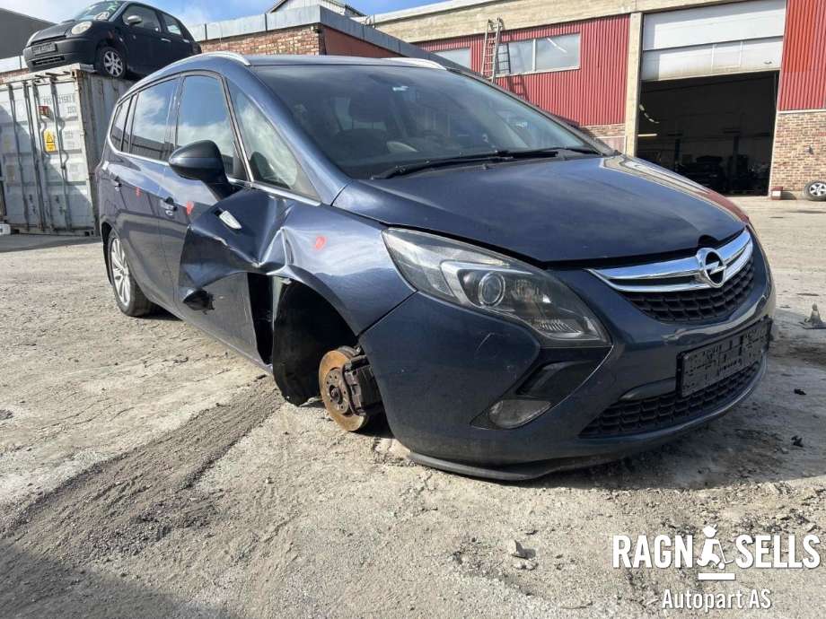 Opel Zafira Tourer 2012-2018 , Motorkode: A20DT, Girkassekode: MYJ