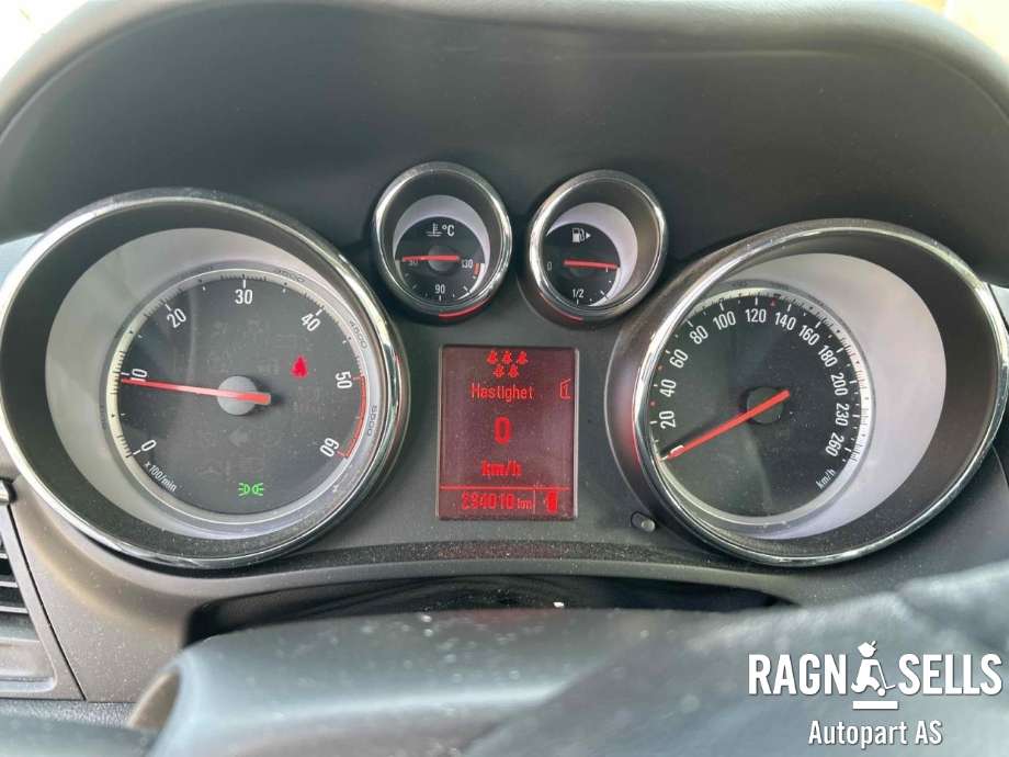 Opel Zafira Tourer 2012-2018 , Motorkode: A20DT, Girkassekode: MYJ