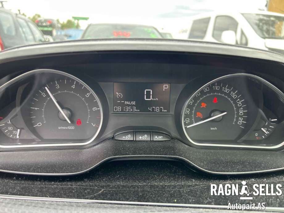 Peugeot 208 2012-2019 (Type I) , Motorkode: HN01, Girkassekode: CP 15X61