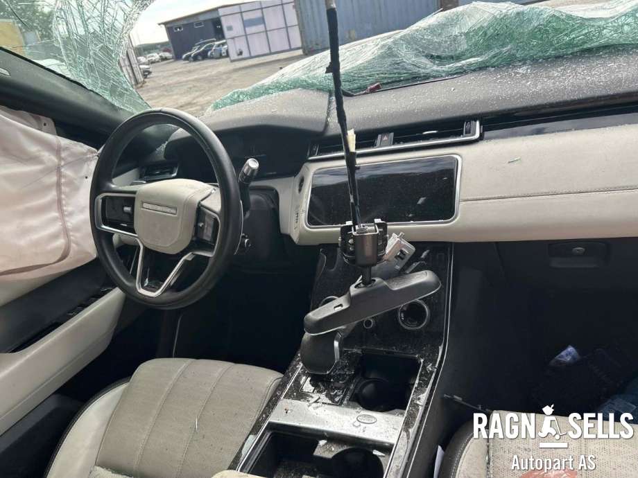 Land Rover Range Rover Velar 2017-->> , Motorkode: PT204|N/A, Girkassekode: LR155137