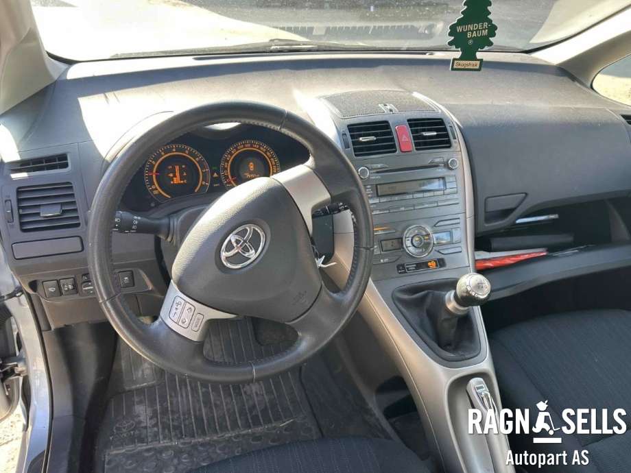 Toyota Auris 2007-2010 (Type I, Fase 1) , Motorkode: 1ZR-FE, Girkassekode: 3030002100