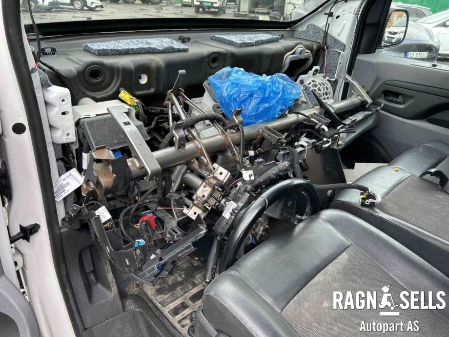 Citroën Jumpy 2016-->> (Type III) , Motorkode: AH01, Girkassekode: CP 15X67