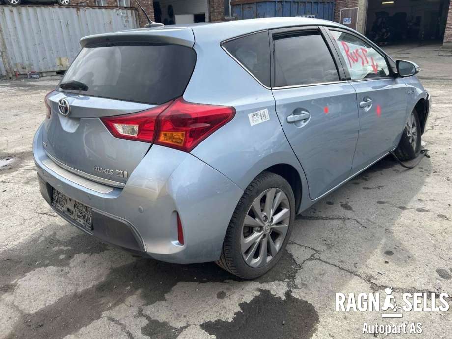 Toyota Auris 2013-2015 (Type II, Fase 1) , Motorkode: 2ZR-FXE, Girkassekode: 3090047063