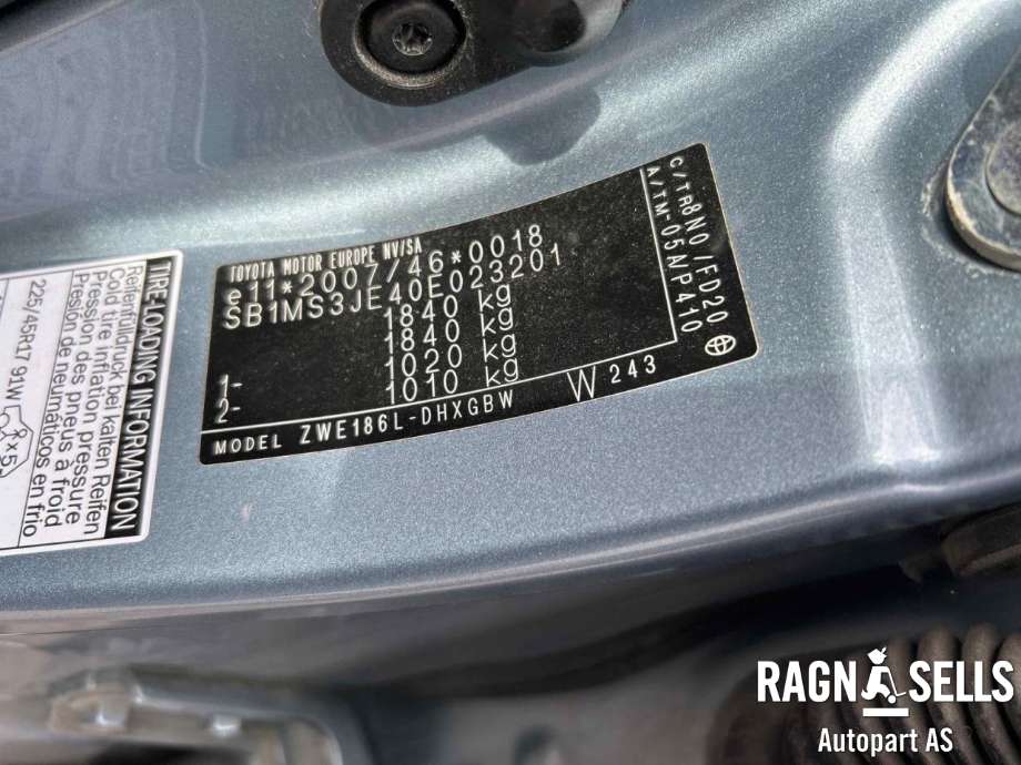 Toyota Auris 2013-2015 (Type II, Fase 1) , Motorkode: 2ZR-FXE, Girkassekode: 3090047063