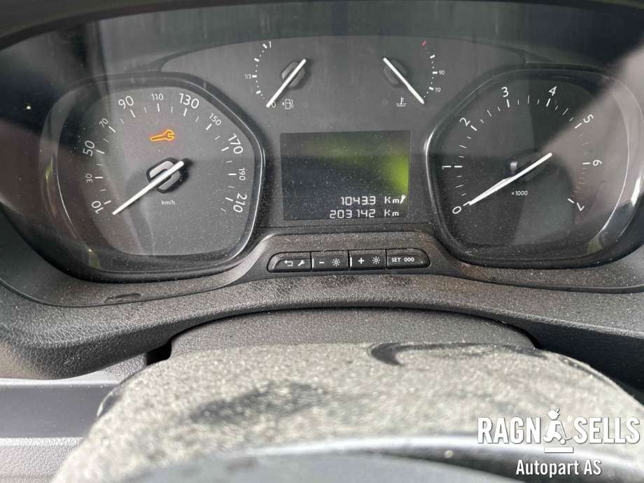 Peugeot Expert 2016-->> (Type III) , Motorkode: AH01, Girkassekode: 98 103 757 80