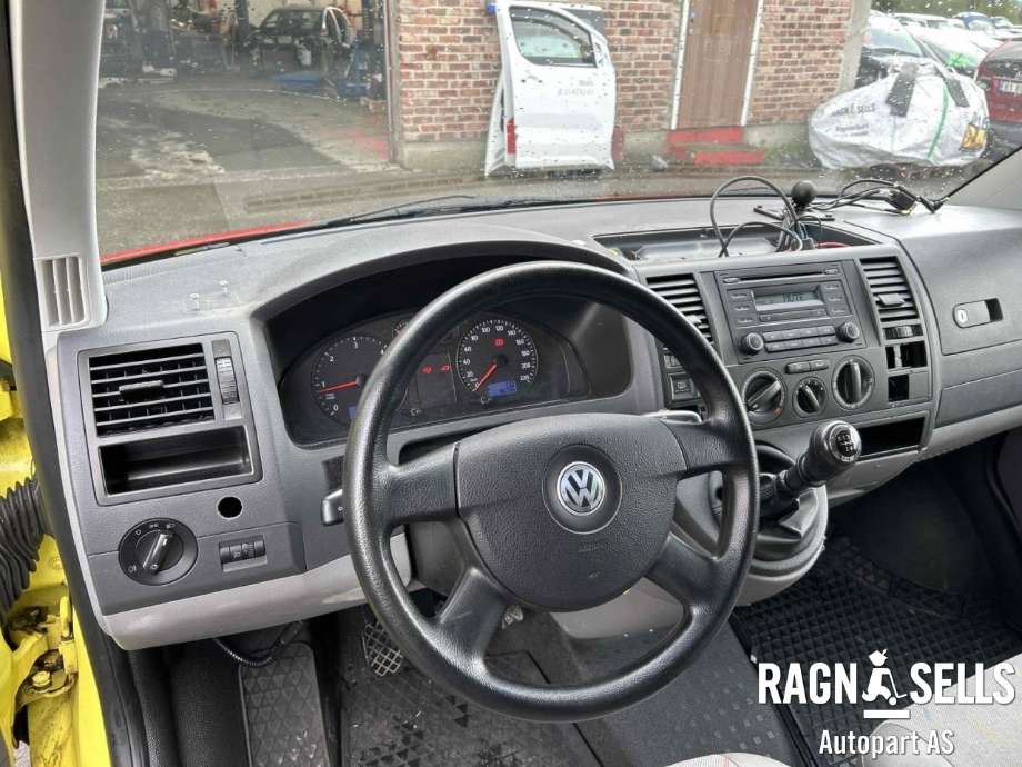 VW Transporter / Caravelle 2003-2009 (Fase 1) (T5) (T5), Motorkode: BNZ, Girkassekode: KLF