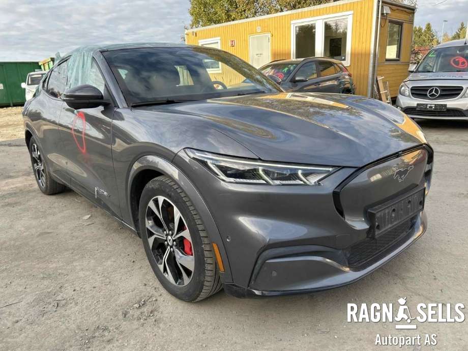 Ford Mustang Mach-e 2020-->> , Motorkode: U, Girkassekode: 