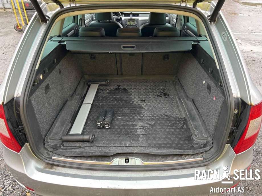 Škoda Superb 2008-2015 (Type II) , Motorkode: CFFB, Girkassekode: NJD