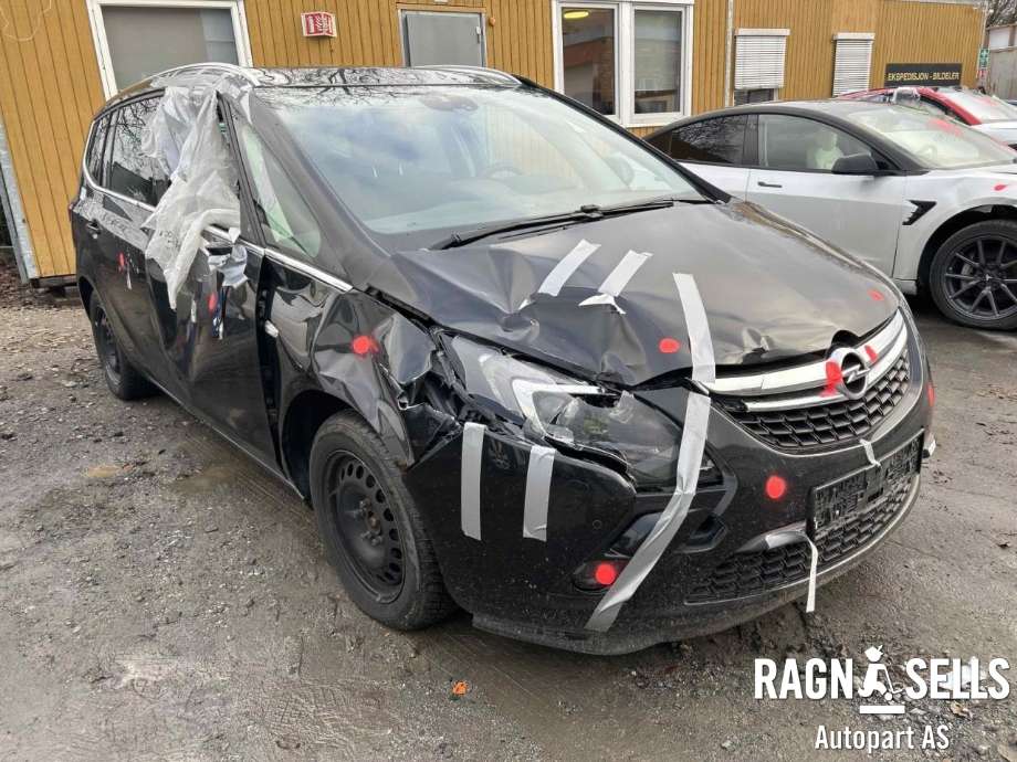 Opel Zafira Tourer 2012-2018 , Motorkode: A20DT, Girkassekode: MYJ