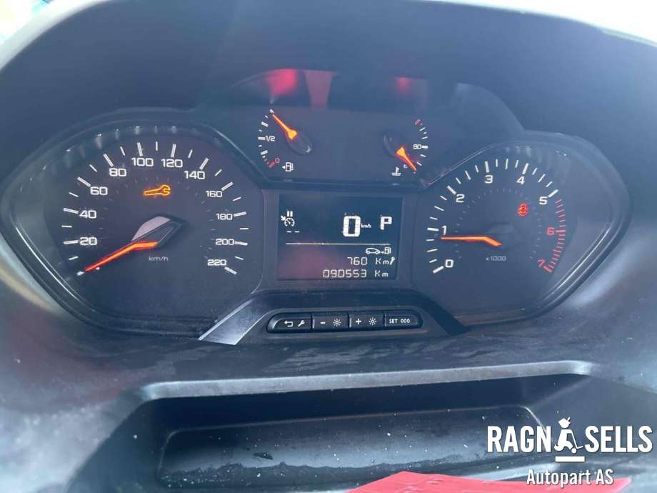 Peugeot Partner 2019-->> (Type III) , Motorkode: YH01, Girkassekode: CP 15X58