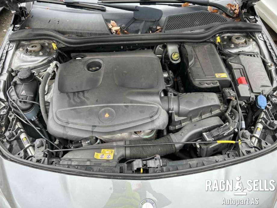Mercedes CLA 2013-2019 (C117) (C117), Motorkode: 270910, Girkassekode: 724002