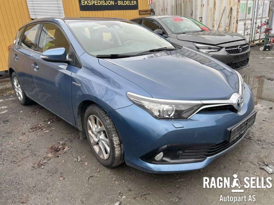 Toyota Auris 2015-2019 (Type II, Fase 2) , Motorkode: 2ZR-FXE, Girkassekode: 3090047064