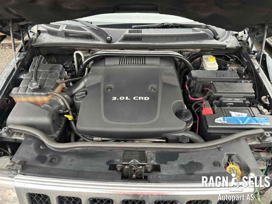 Jeep Commander 2006-2009 , Motorkode: 68021647AA, Girkassekode: 52108 574AA
