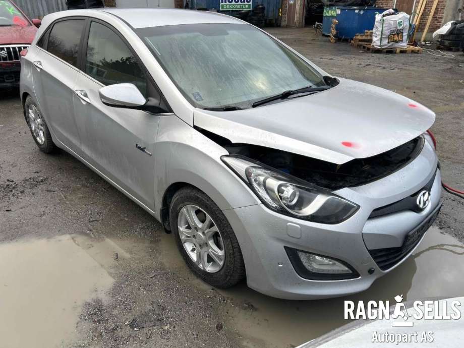 Hyundai i30 2012-2017 (Type II) , Motorkode: G4FD-5I, Girkassekode: 43000 26963