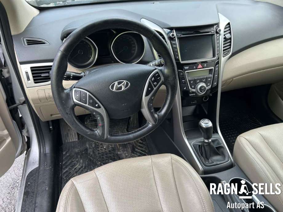 Hyundai i30 2012-2017 (Type II) , Motorkode: G4FD-5I, Girkassekode: 43000 26963