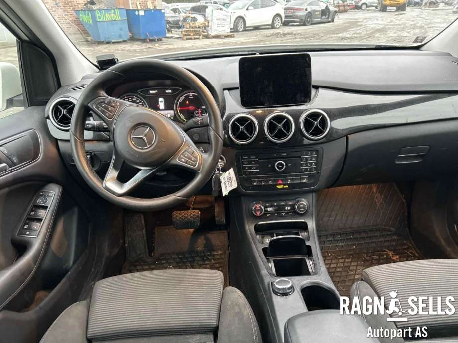 Mercedes B-Klasse, electric drive 2014-2018 (W242) (W242), Motorkode: EM0004, Girkassekode: