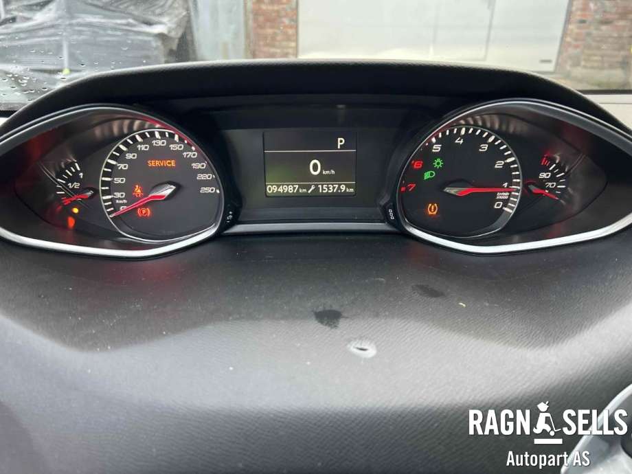 Peugeot 308 2013-2021 (Type II) , Motorkode: HN02, Girkassekode: CP 15X61