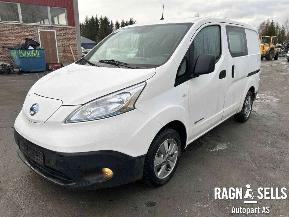 Nissan E-NV200 2014-->> , Motorkode: EM57, Girkassekode: 320104FA0B