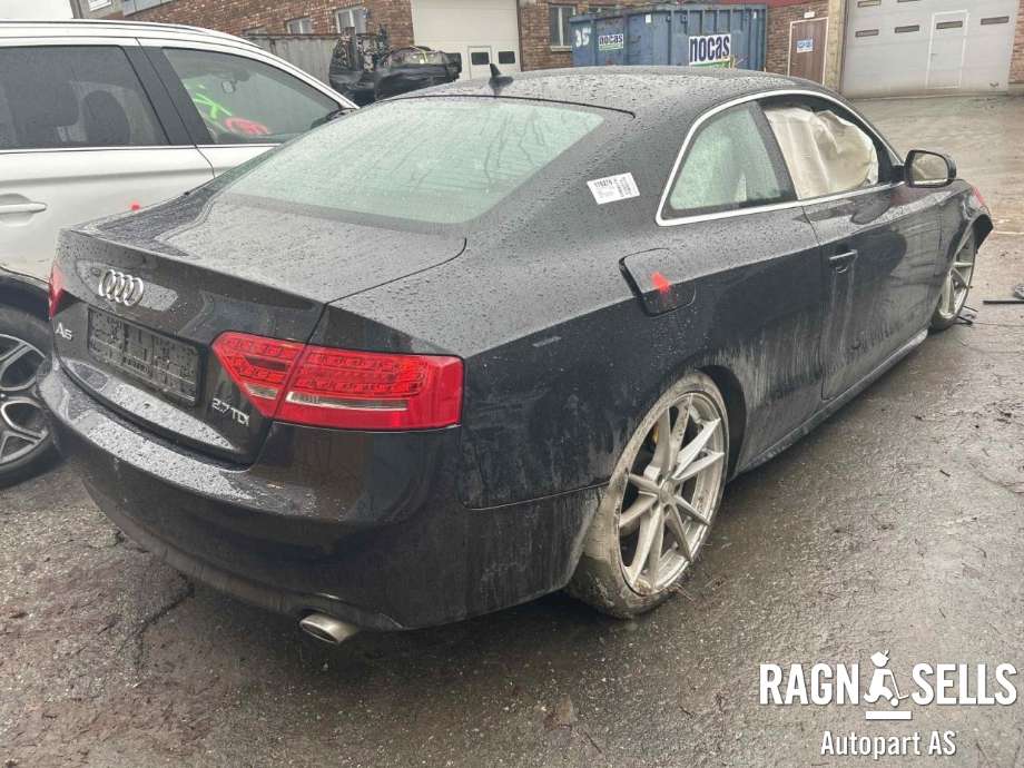 Audi A5 2007-2016 (Type I) , Motorkode: CGK, Girkassekode: LTZ