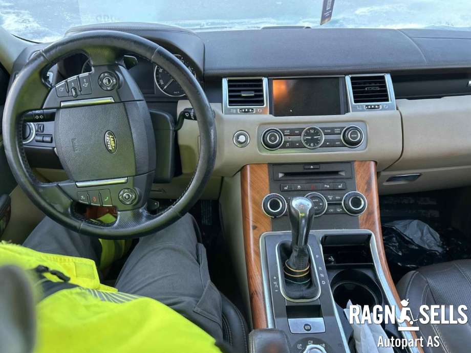 Land Rover Range Rover Sport 2005-2013 , Motorkode: 306DT, Girkassekode: LR042869