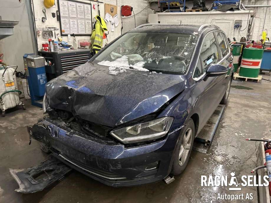VW Golf Sportsvan 2014-2018 , Motorkode: CYV, Girkassekode: QRL