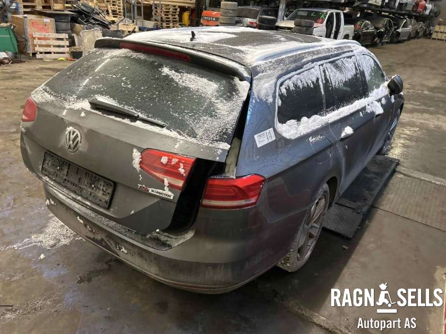VW Passat 2015-2019 (Fase 1) (B8) (B8), Motorkode: DCXA, Girkassekode: SMS