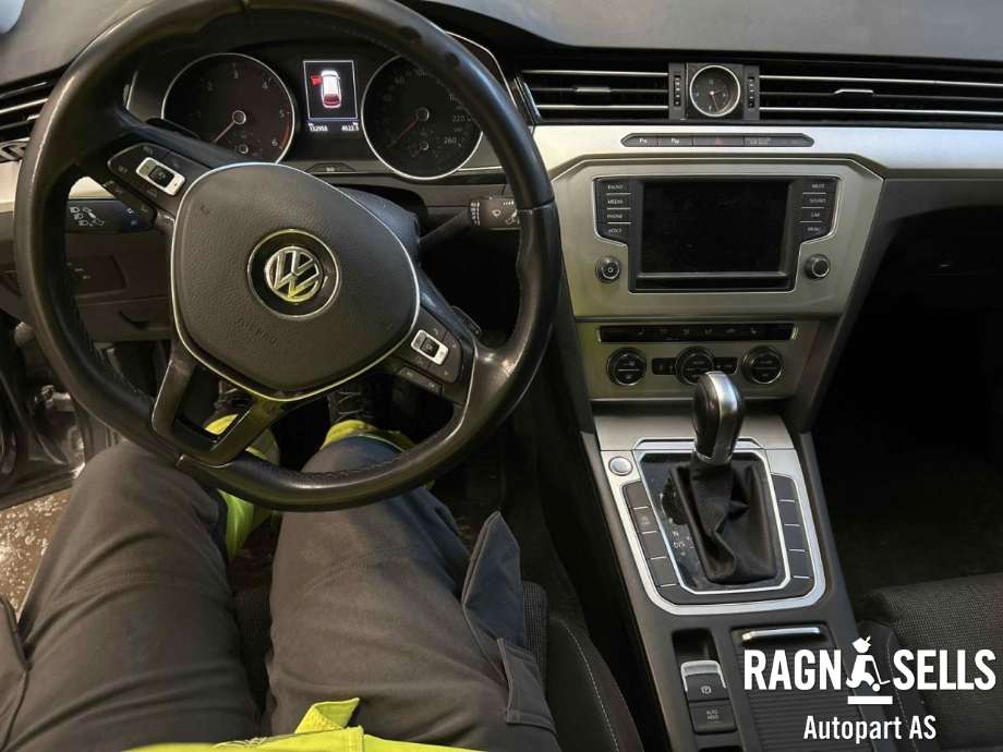 VW Passat 2015-2019 (Fase 1) (B8) (B8), Motorkode: DCXA, Girkassekode: SMS
