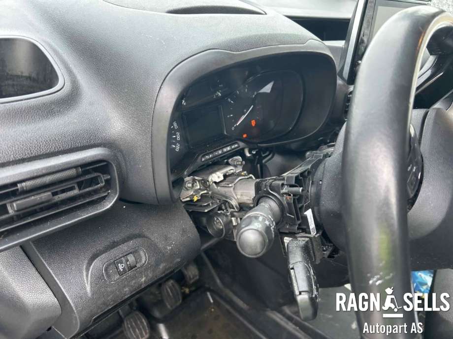 Citroën Berlingo 2019-->> (Type III) , Motorkode: YH01, Girkassekode: ML6C