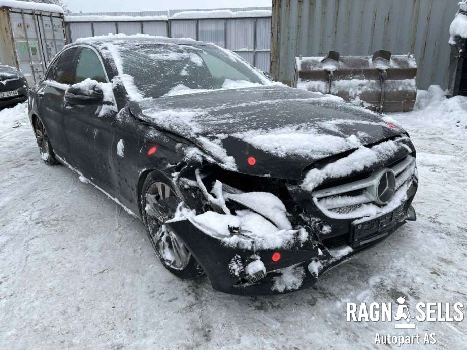 Mercedes C-Klasse 2014-2018 (Fase 1) (W205) (W205), Motorkode: 274920, Girkassekode: 724295