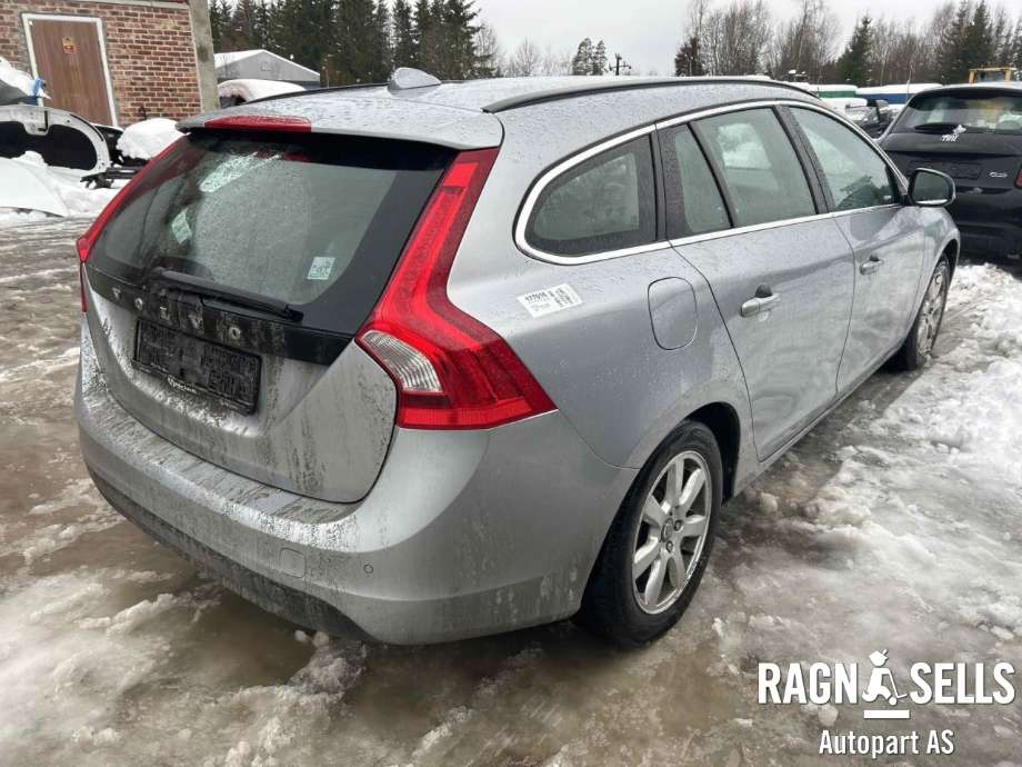 Volvo V60 2010-2013 (Type I, Fase 1) , Motorkode: D4162T, Girkassekode: 36051151