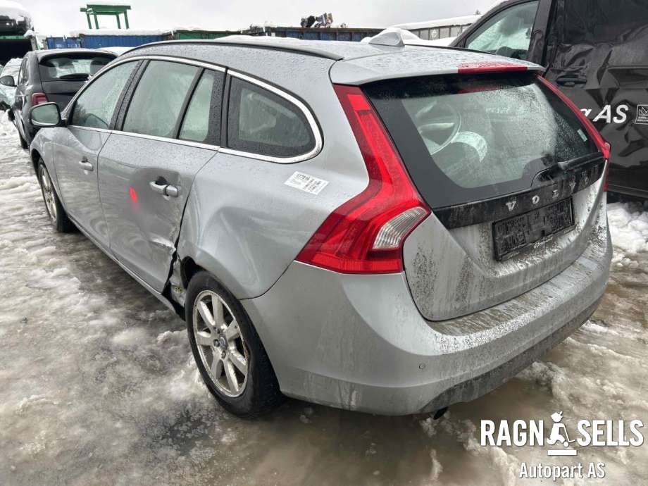 Volvo V60 2010-2013 (Type I, Fase 1) , Motorkode: D4162T, Girkassekode: 36051151