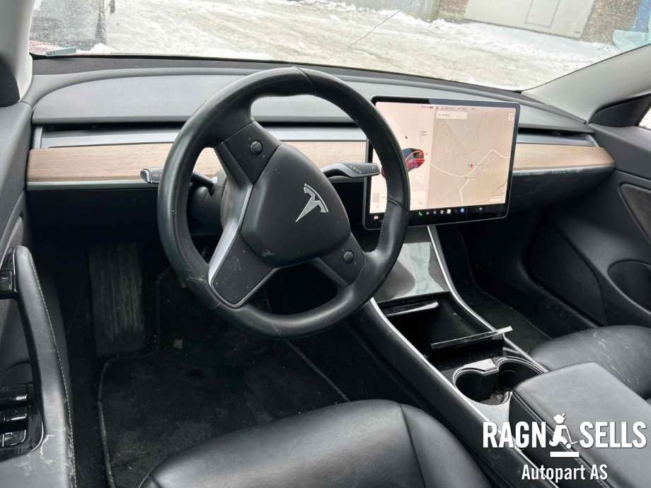 Tesla Model 3 2018-2023 (Fase 1) , Motorkode: 3D3|3D5, Girkassekode: 