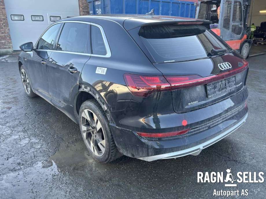 Audi e-tron 2018-->> , Motorkode: EAS|EAW, Girkassekode: 