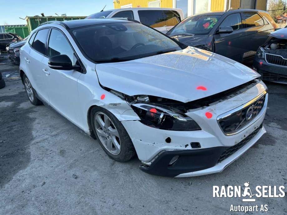Volvo V40 2012-2019 , Motorkode: D4162T, Girkassekode: 1285041