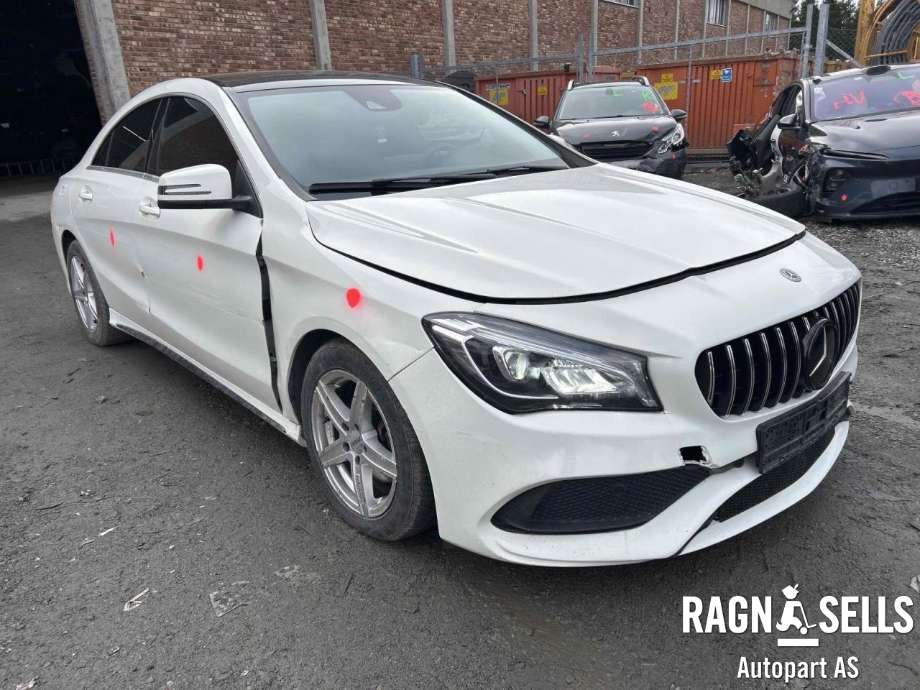 Mercedes CLA 2013-2019 (C117) (C117), Motorkode: K9K, Girkassekode: D724020
