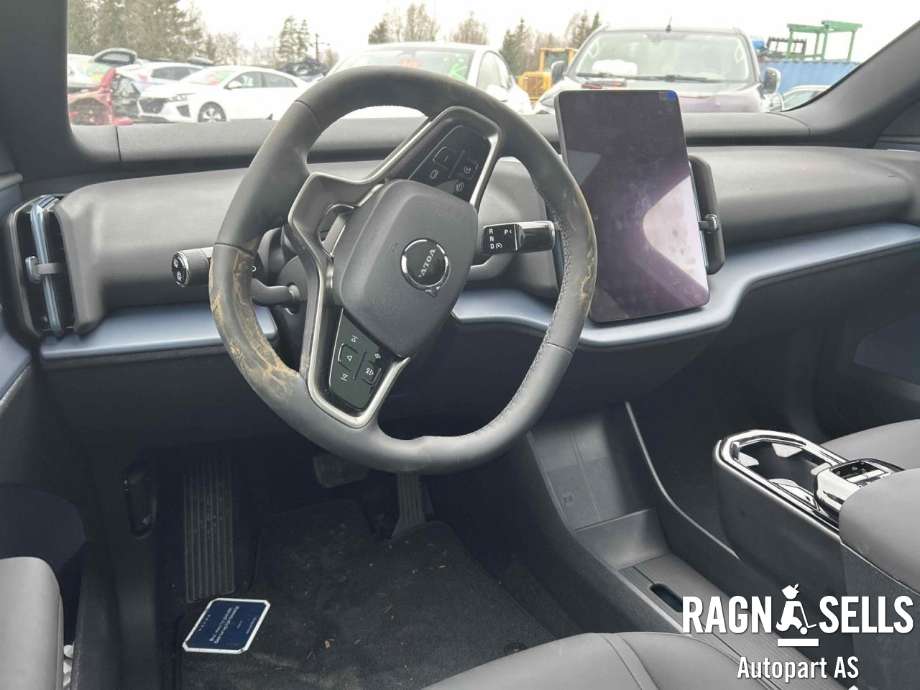 Volvo EX30 2023-->> , Motorkode: EK, Girkassekode: E